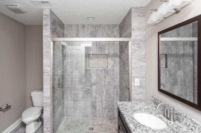 2BR, 2.5BA - 1800 SF
