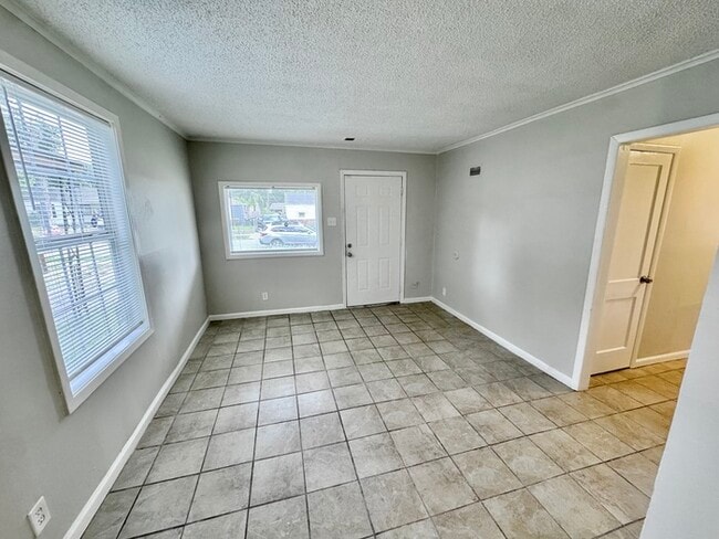 Photo - 1623 Harville St