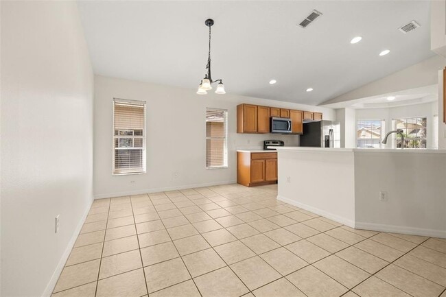 141 Richmond Dr