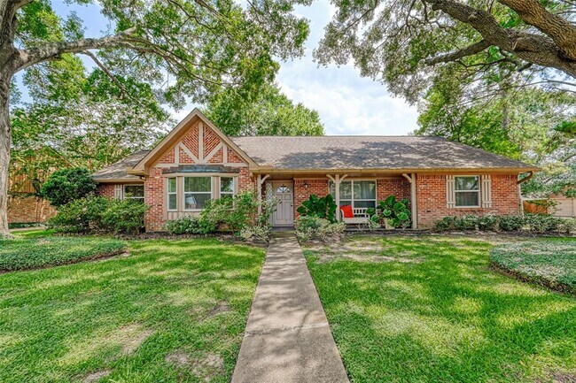 Photo - 5439 Imogene St