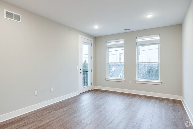 1BR, 1BA - 806SF