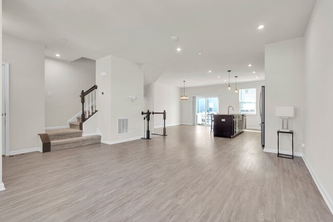 Photo - 773 Rockwell Ln