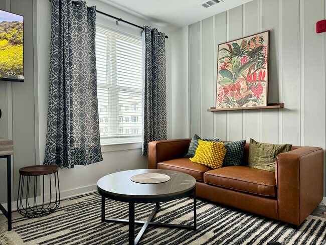 Building Photo - 542 Boulevard NE Unit ID1299401P