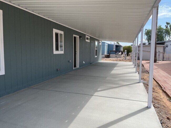 Photo - 201 S Greenfield Rd