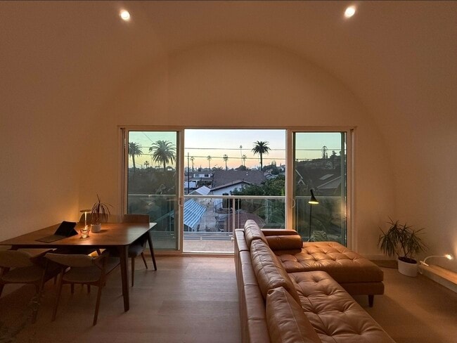 Photo - 445 N Townsend Ave Unit 2nd Floor