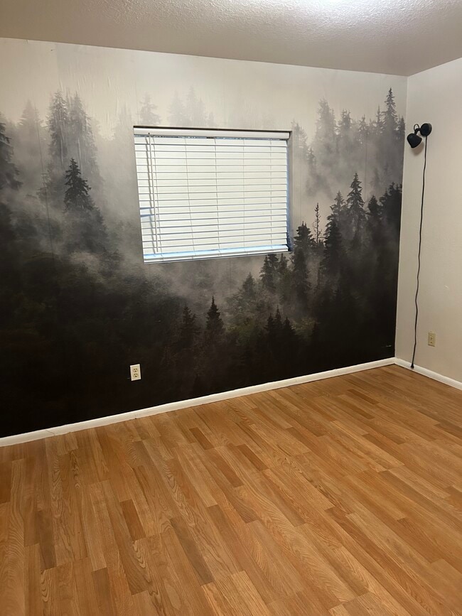 Photo - 810 S Owens Ln