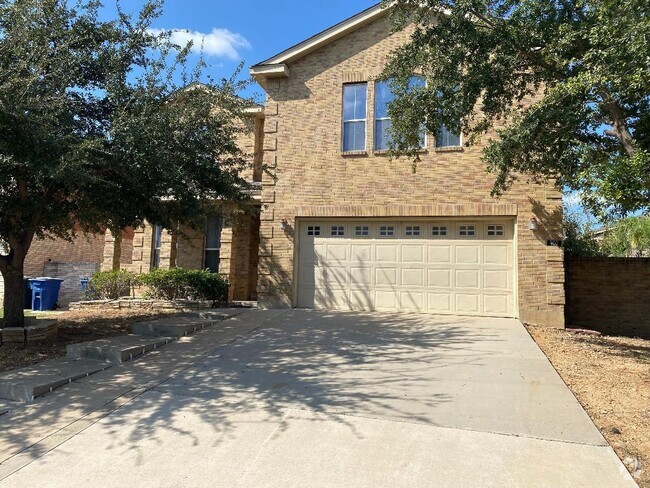 Building Photo - 903 Starling Creek Loop Rental