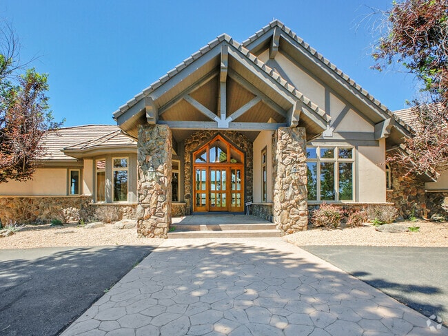 Building Photo - 30296 Snowbird Ln Rental