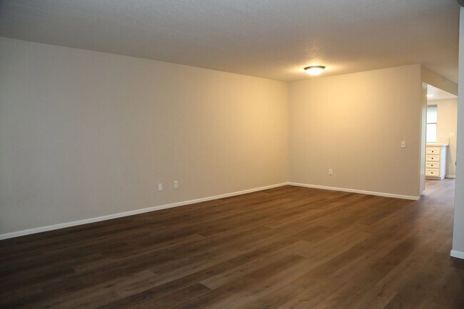 Photo - 204 San Luis Rey Dr
