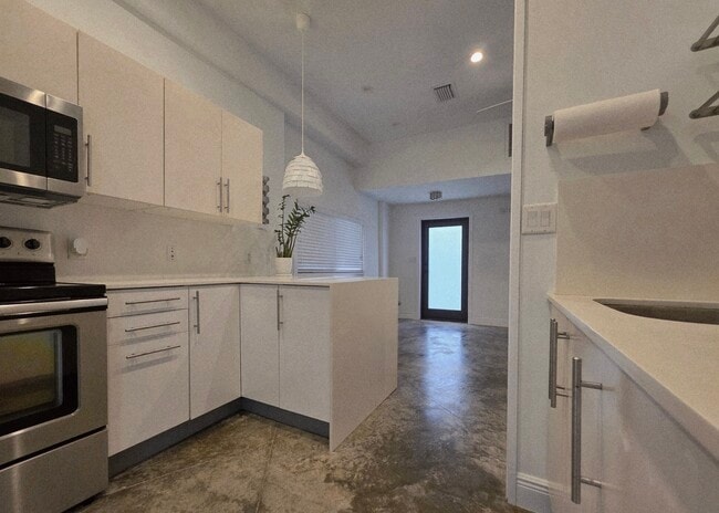 Photo - 22425 SW 182nd Ave Unit Guest House