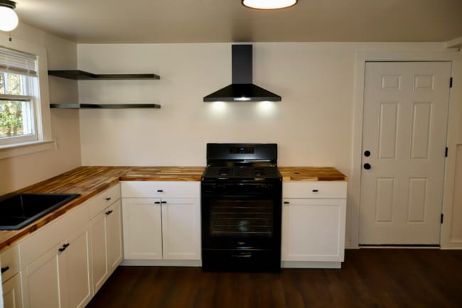 Photo - 354 Charles St