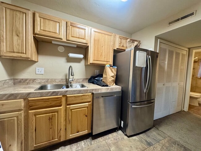 Photo - Cree Unit Apt #2