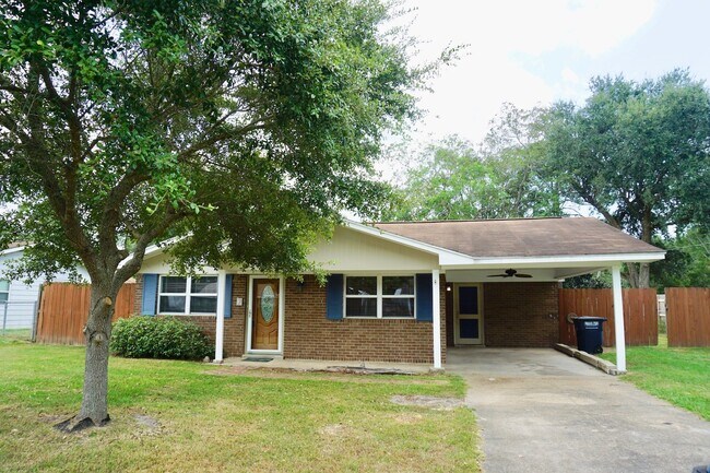 Adorable 3 Bedroom House in Ocean Springs ... - Adorable 3 Bedroom House in Ocean Springs ...