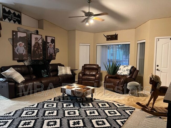 Photo - 18602 E Mary Ann Way House