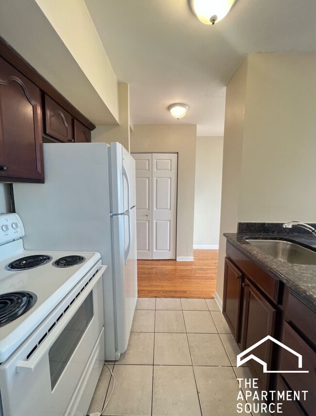 Photo - 4180 N Marine Dr Unit 1206