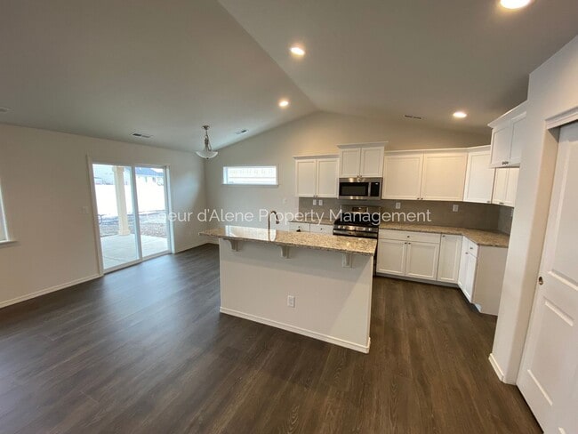 Photo - 3 bed house in Brookshire subdivision!