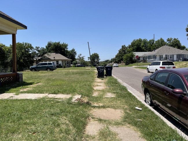 Photo - 1226 NW 8th St