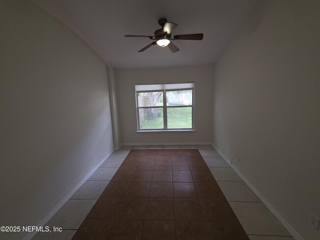 Photo - 1713 Austin Ln