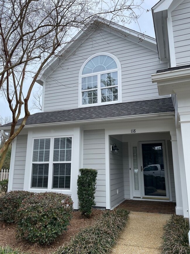 Building Photo - 6211 Wrightsville Ave Rental