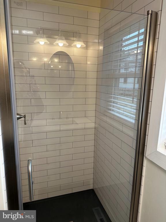 Photo - 4677 Summit Bridge Rd