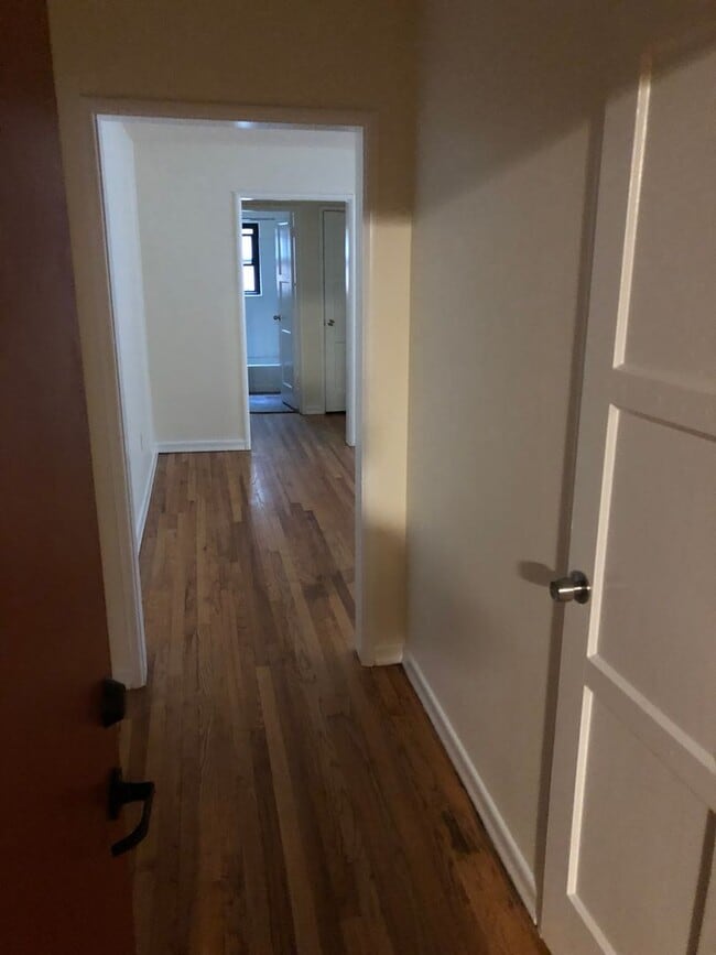 Photo - Bay Ridge Court (Cobblestone Court)