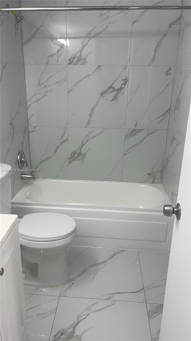 Photo - 4801 NW 7th St Unit 703-16