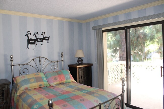 Photo - 400 Hartnell Pl