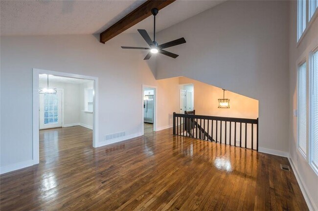 Photo - 237 Park Ave