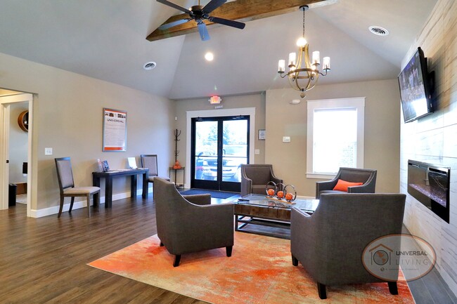 Clubhouse Lounge