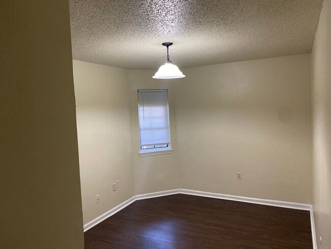 Photo - 1346 Jade Ave Unit 1346-A