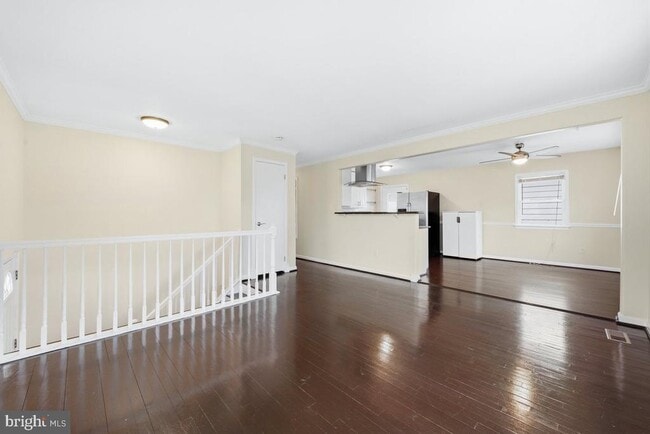 Photo - 8519 Locust Grove Dr