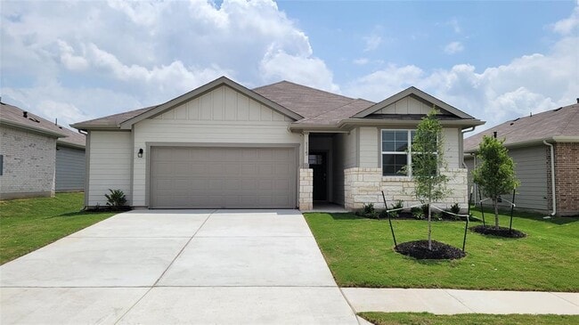 Building Photo - 115 Palo Pinto Dr