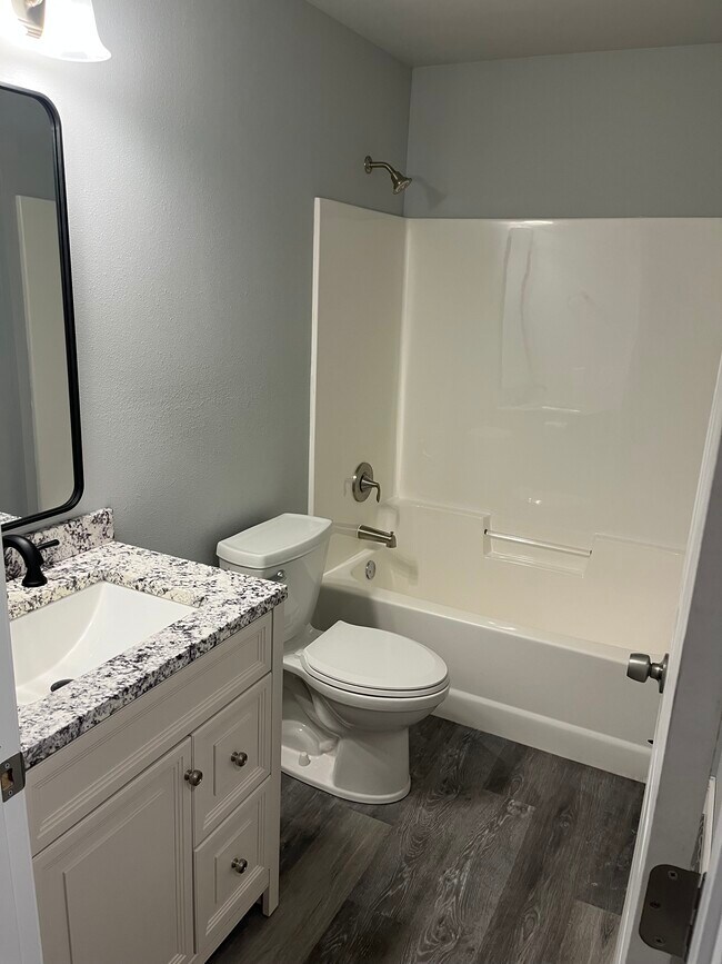 Photo - 408 Academy St Unit 1