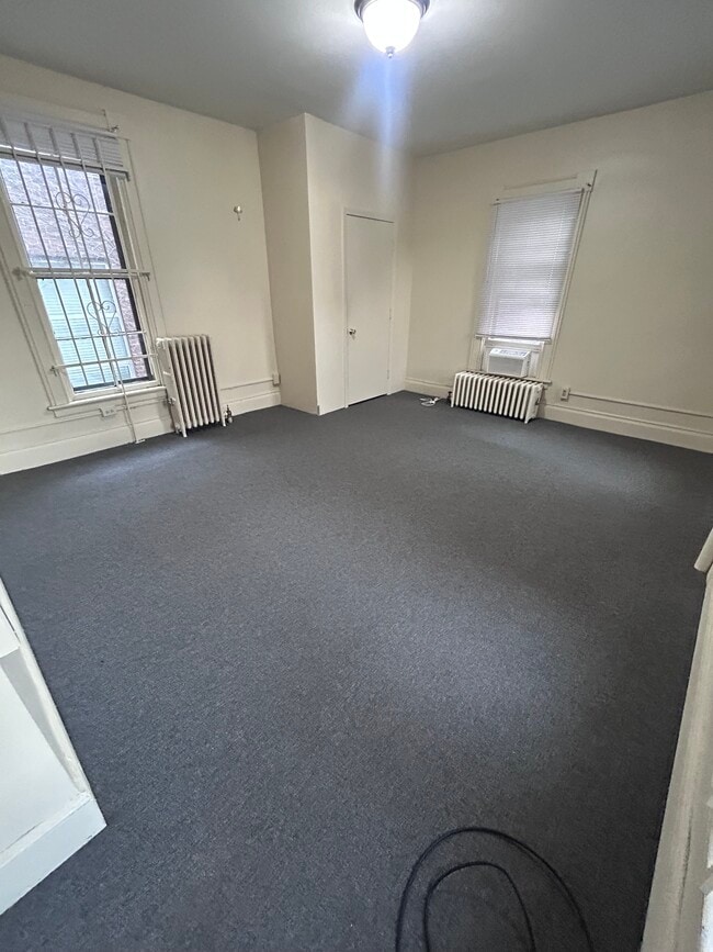 93 Whitney Ave Unit 3
