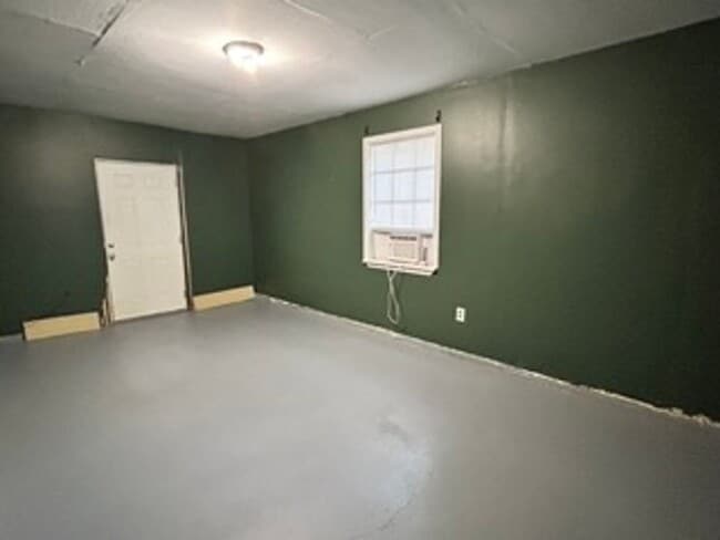 Photo - Country living