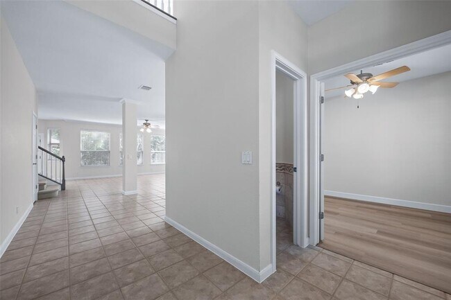 Photo - 4033 Canyon Glen Cir