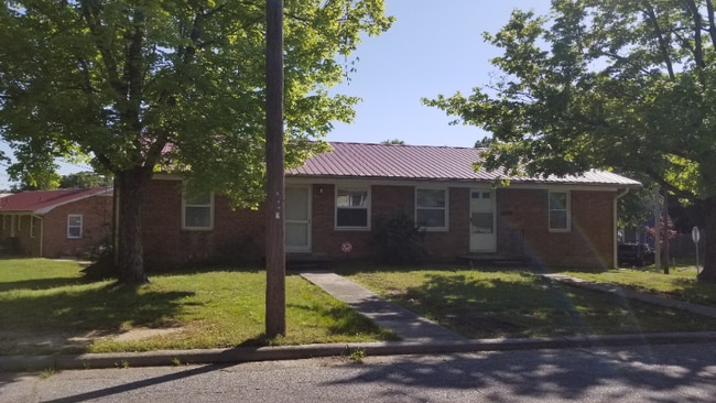 Photo - 301 Culbreth Ave