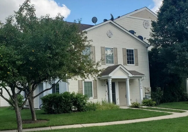 Building Photo - 1449 McClure Rd Unit 1449