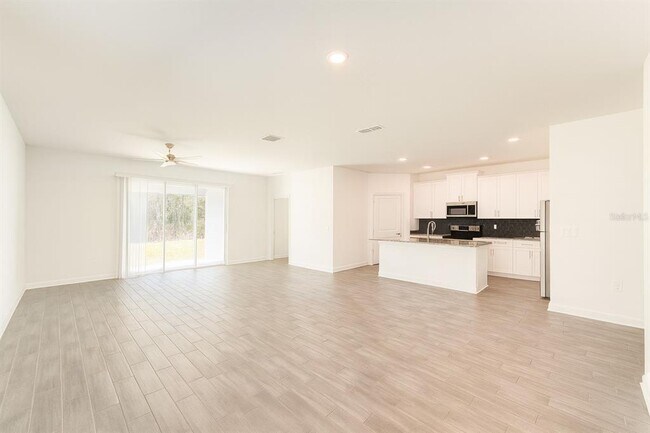 Photo - 2962 Camden Wy