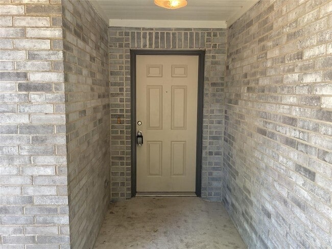 Photo - 7903 Running Water Dr