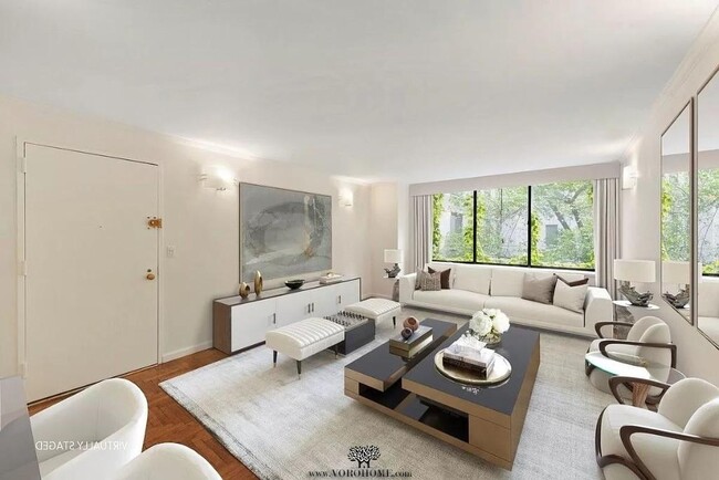 Building Photo - 303 Greenwich St