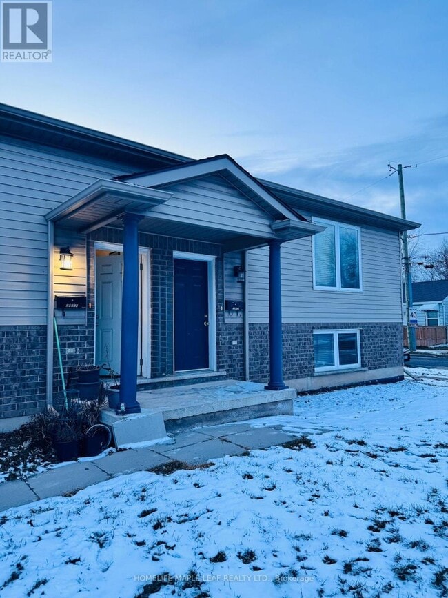 Photo - 54 Boulton Pl