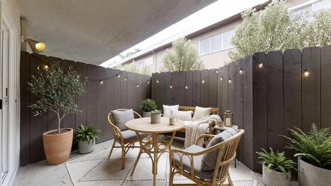 Photo - 503 Avenue G