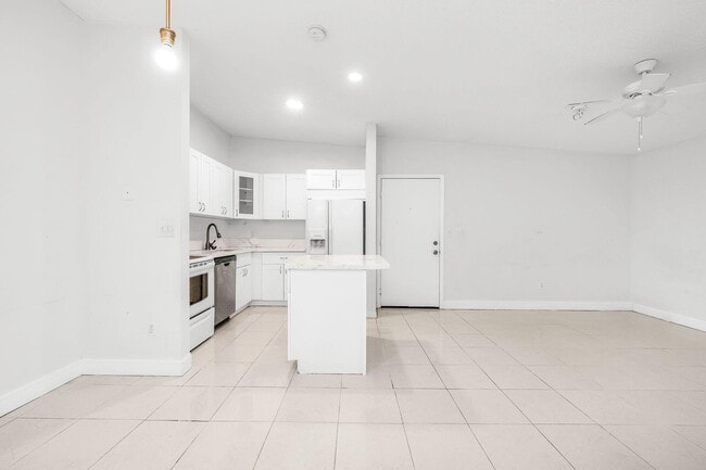 Photo - 9743 W McNab Rd Unit 209