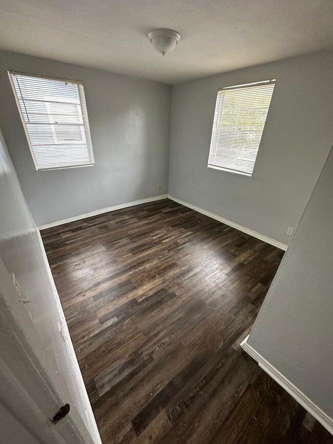 Photo - 1364 Harrison St Unidad 1