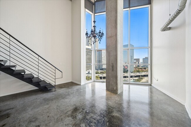 Photo - 2000 Bagby St Unit 13432