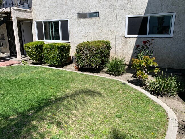 Photo - 11644 Bellflower Blvd Unit C