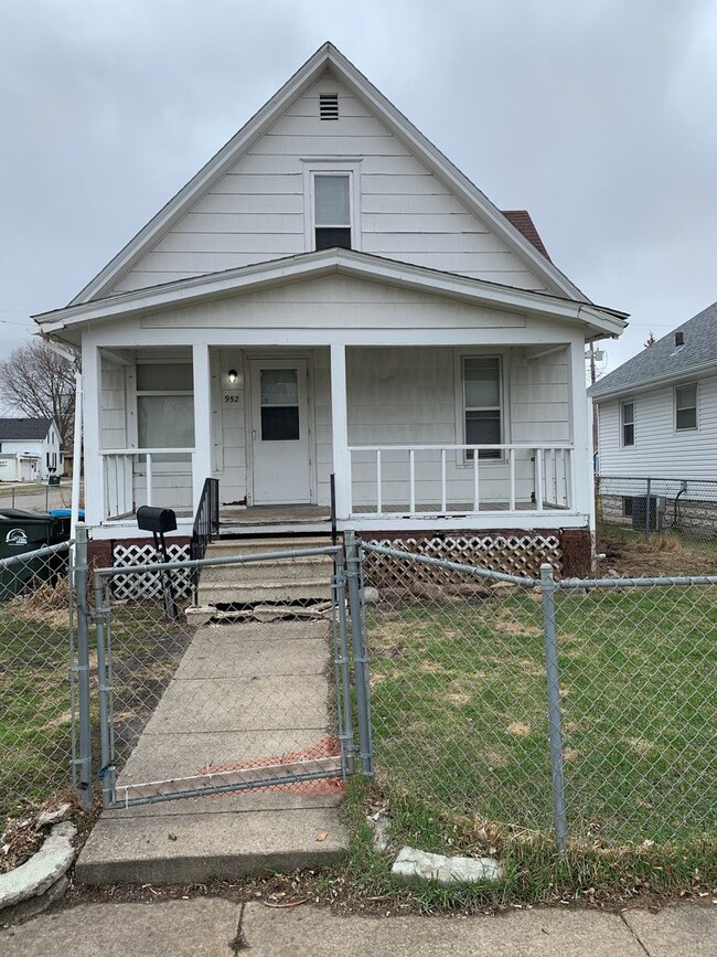 Building Photo - Updated 1 bedroom $650 Rental