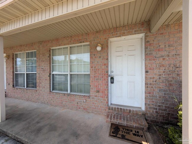 3359 Green Briar Cir