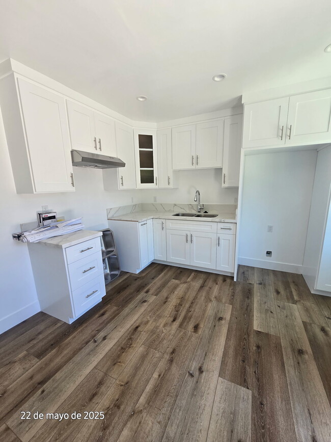 Building Photo - 1611 261st St Unit 1613